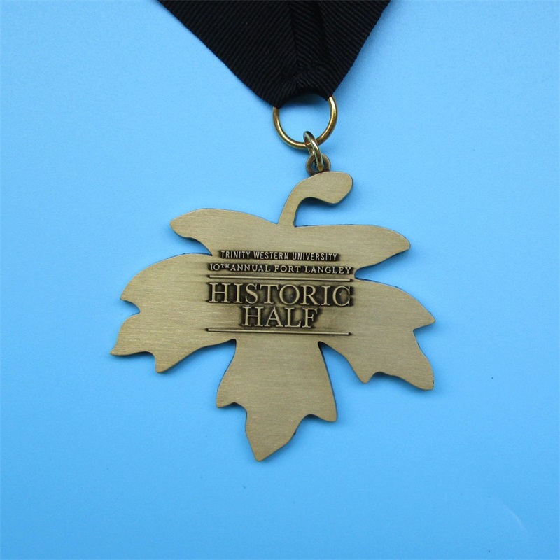 Leaf Design Professional Custom Run Medal Holiday Run Medal