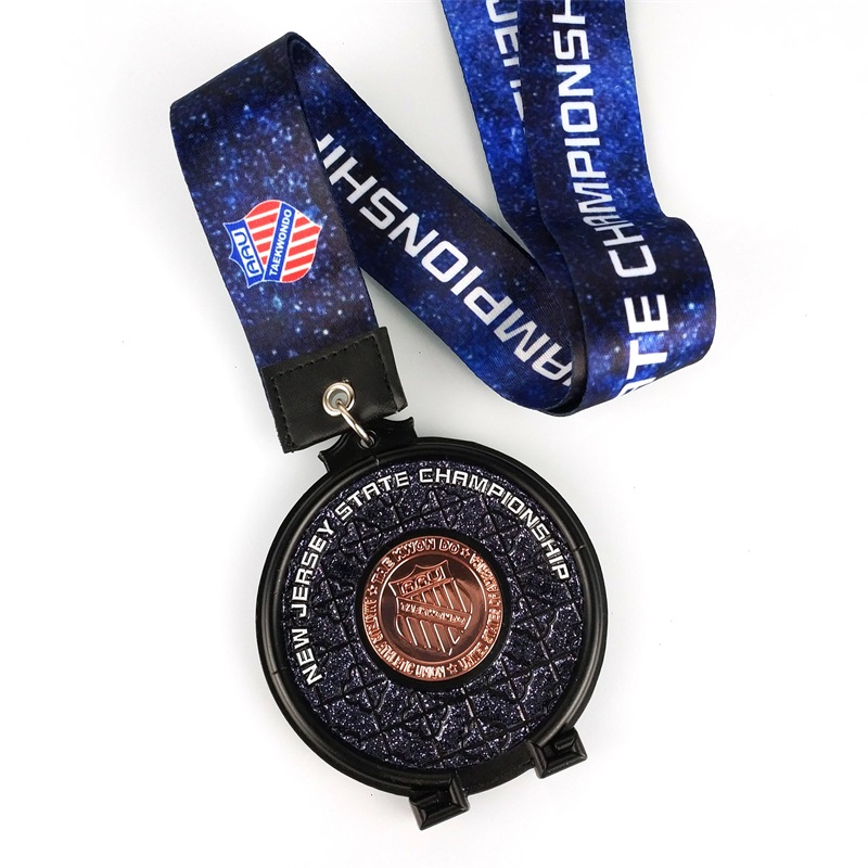 Handdesign Race Metal Glass Medals Antika pläterade vinterspel 2022 Medaljer